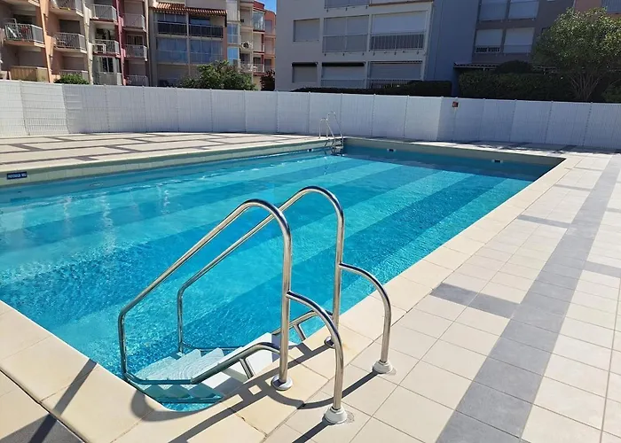 Le Pharo, Centre Port, 800m De La Plage, Clim Mobile Lejlighed Agde