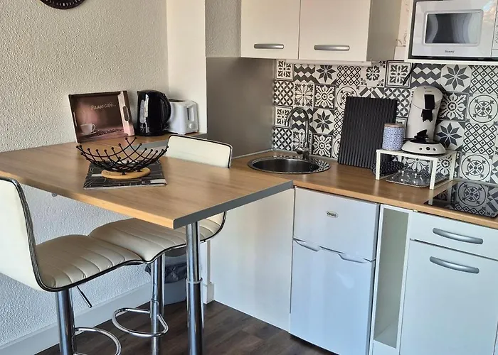 Le Pharo, Centre Port, 800m De La Plage, Clim Mobile Apartment