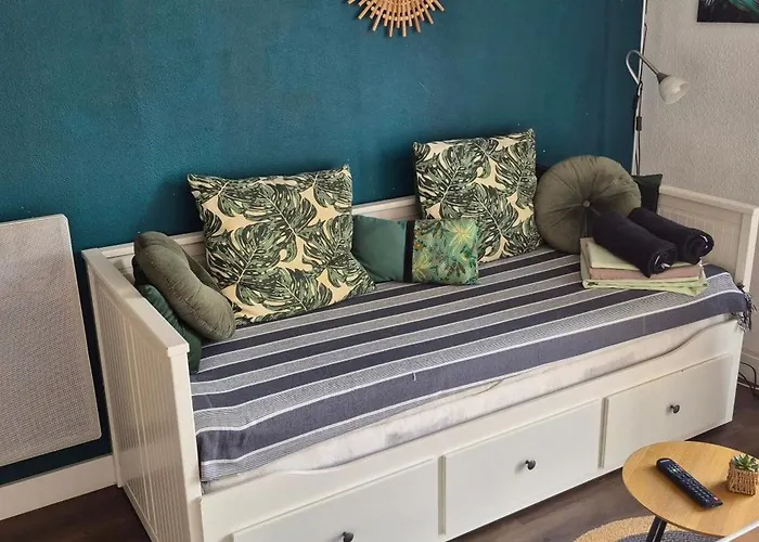 Lägenhet Le Pharo, Centre Port, 800m De La Plage, Clim Mobile *